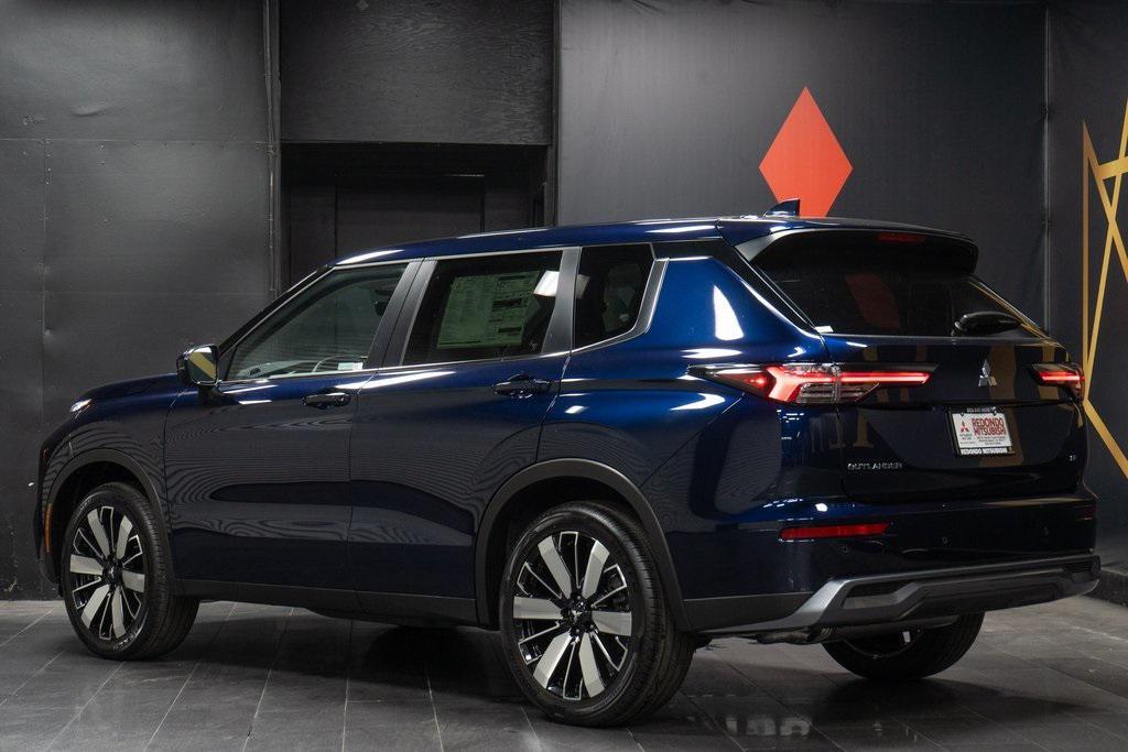 new 2025 Mitsubishi Outlander car, priced at $39,400