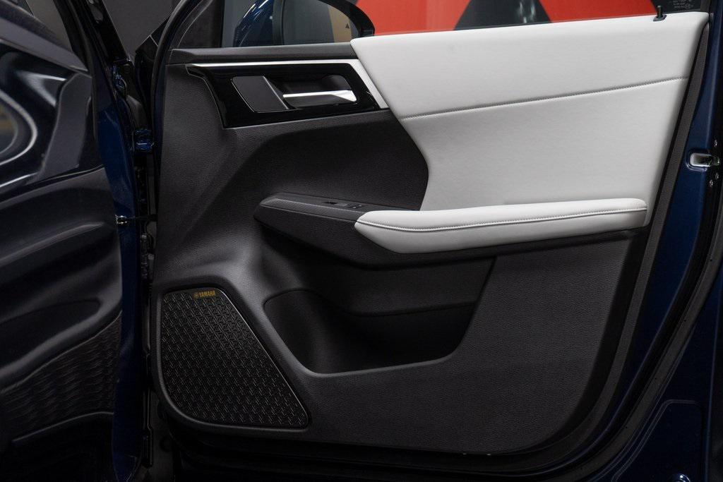 new 2025 Mitsubishi Outlander car, priced at $39,400