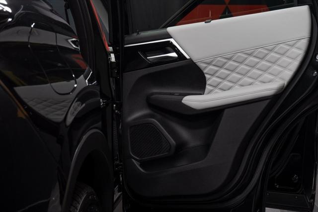 new 2025 Mitsubishi Outlander PHEV car, priced at $52,480