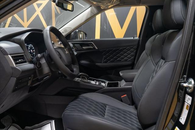 new 2025 Mitsubishi Outlander PHEV car, priced at $49,025
