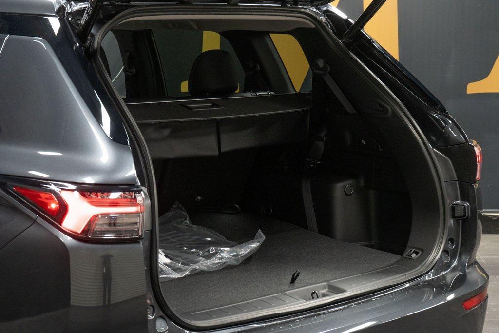 new 2025 Mitsubishi Outlander car, priced at $39,230