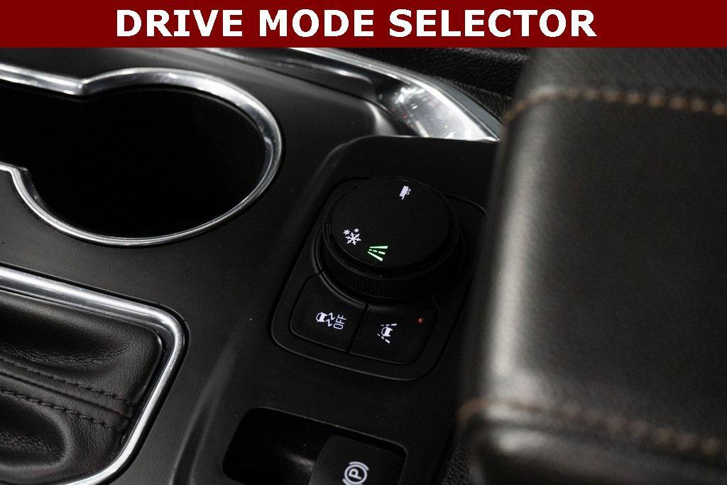 used 2019 Chevrolet Traverse car, priced at $22,602
