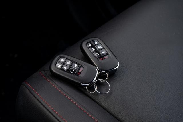 used 2025 Honda Odyssey car, priced at $41,278