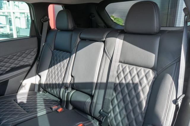new 2025 Mitsubishi Outlander PHEV car, priced at $49,635