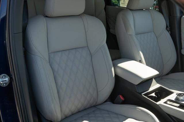new 2025 Mitsubishi Outlander PHEV car, priced at $48,430