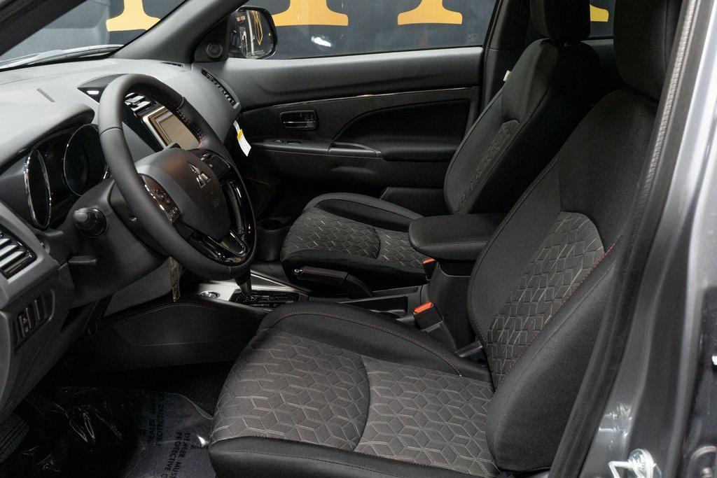 new 2025 Mitsubishi Outlander Sport car, priced at $31,515
