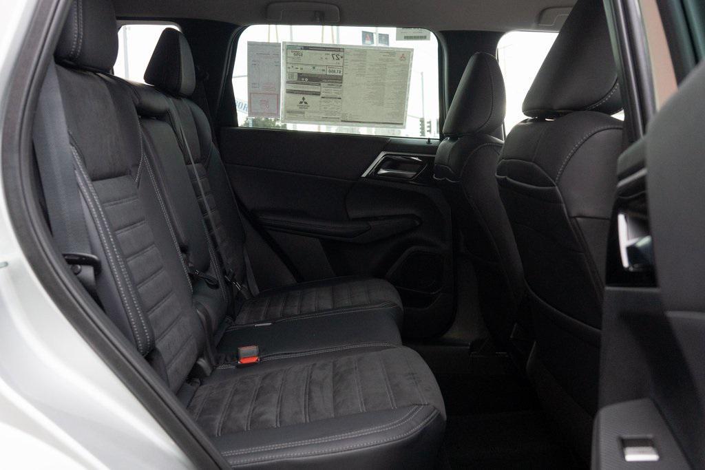 new 2025 Mitsubishi Outlander PHEV car, priced at $47,680
