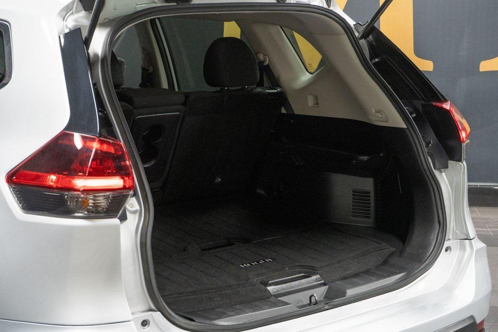 used 2019 Nissan Rogue car, priced at $16,312