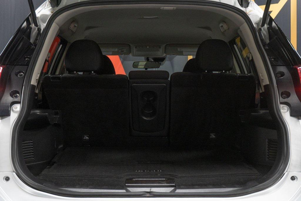 used 2019 Nissan Rogue car, priced at $16,312