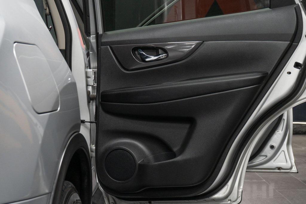 used 2019 Nissan Rogue car, priced at $16,312
