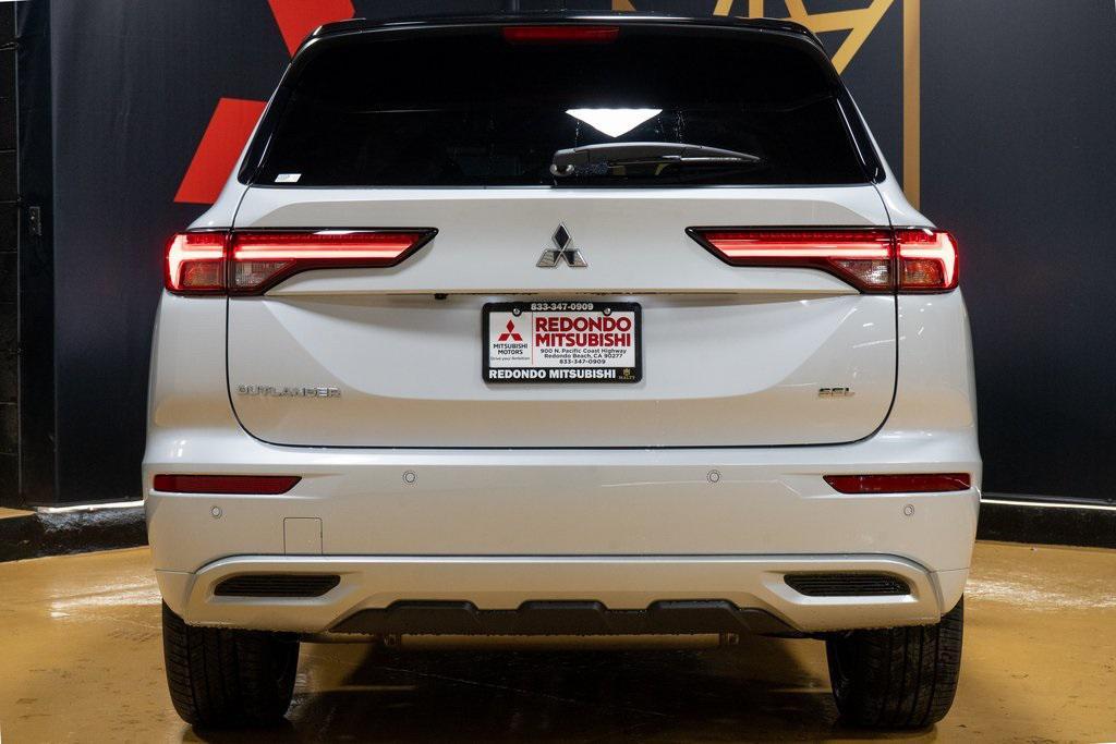 new 2024 Mitsubishi Outlander car
