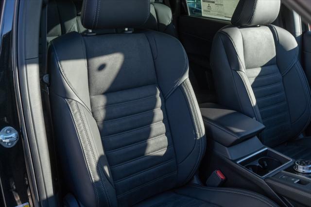 new 2025 Mitsubishi Outlander PHEV car, priced at $48,110
