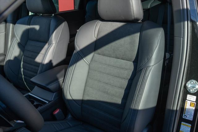 new 2025 Mitsubishi Outlander PHEV car, priced at $48,110