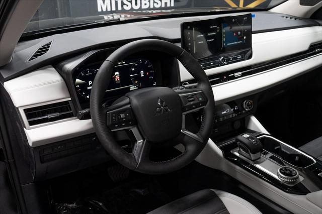 new 2025 Mitsubishi Outlander car, priced at $40,505