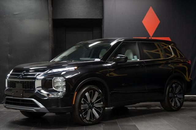 new 2025 Mitsubishi Outlander car, priced at $40,505