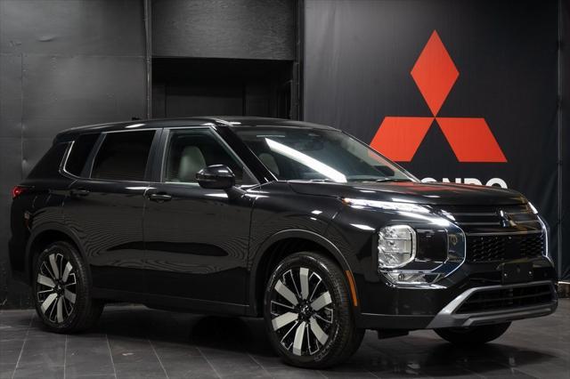 new 2025 Mitsubishi Outlander car, priced at $40,505