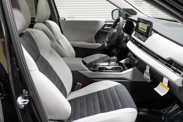 new 2025 Mitsubishi Outlander car, priced at $38,080