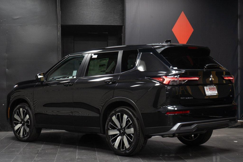 new 2025 Mitsubishi Outlander car, priced at $38,080