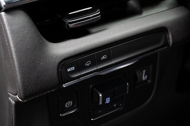 used 2021 Cadillac Escalade ESV car, priced at $61,998