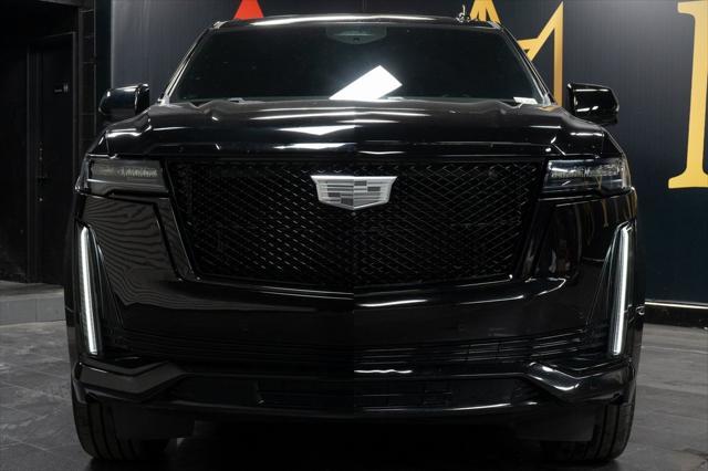 used 2021 Cadillac Escalade ESV car, priced at $61,998