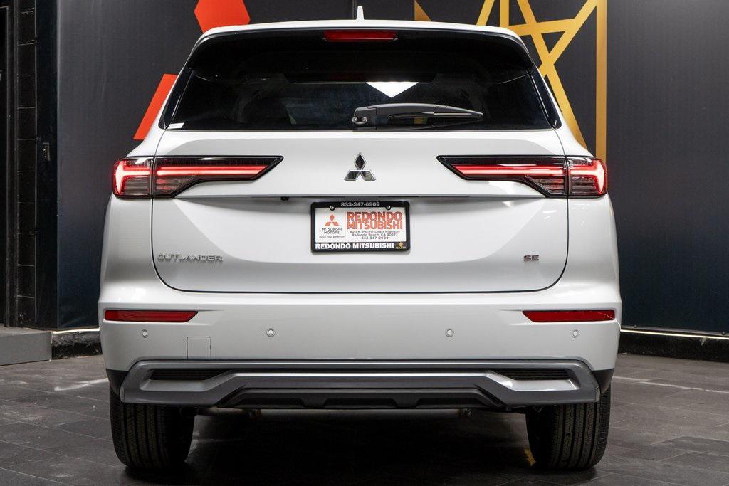 new 2025 Mitsubishi Outlander car, priced at $38,080