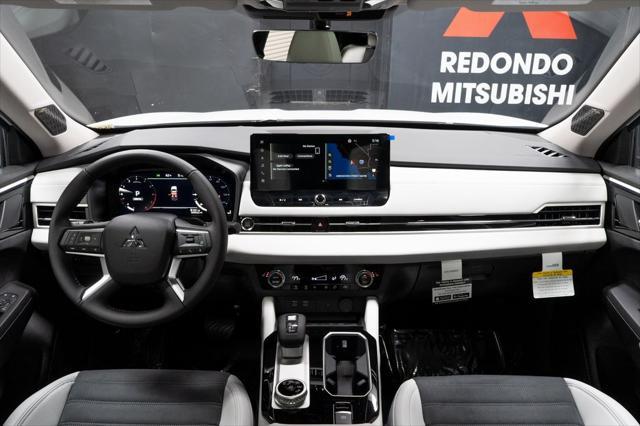 new 2025 Mitsubishi Outlander car, priced at $38,080