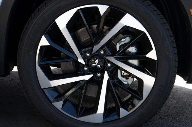new 2025 Mitsubishi Outlander PHEV car, priced at $49,025