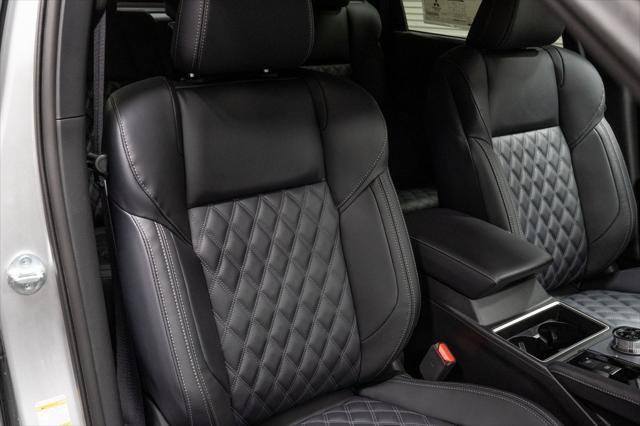new 2025 Mitsubishi Outlander PHEV car, priced at $48,790