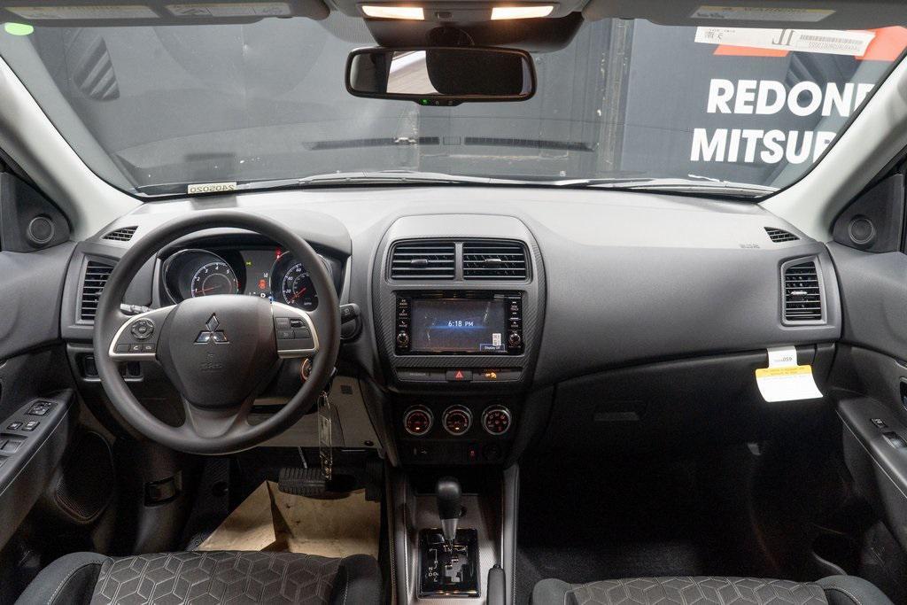 new 2025 Mitsubishi Outlander Sport car, priced at $28,860