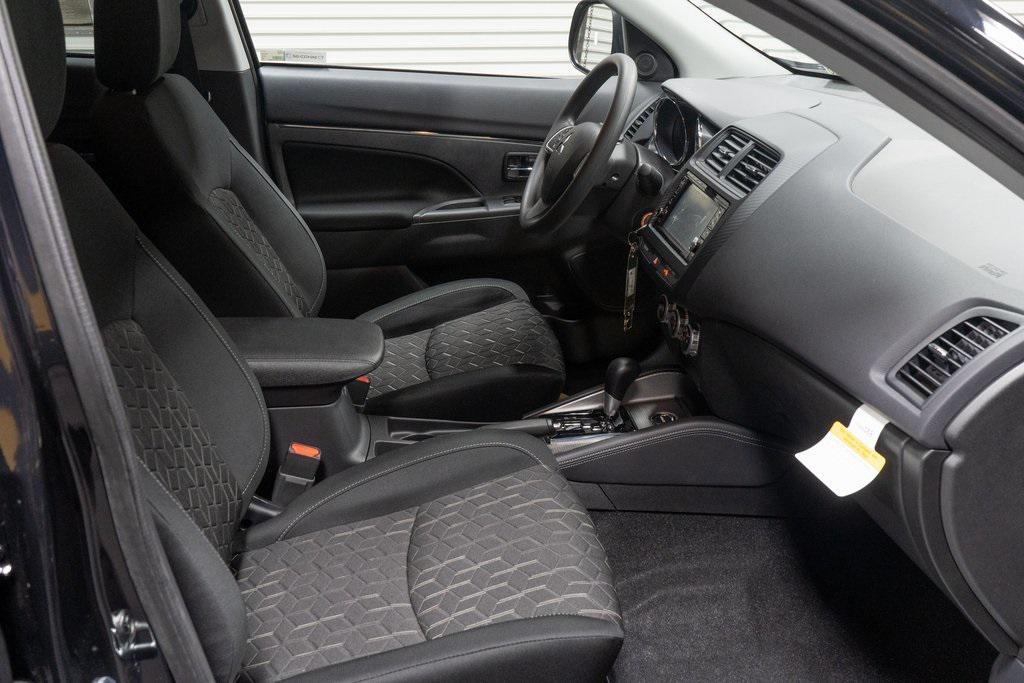 new 2025 Mitsubishi Outlander Sport car, priced at $28,860