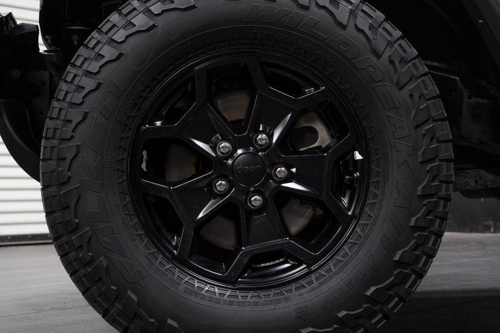 used 2021 Jeep Gladiator car, priced at $29,624