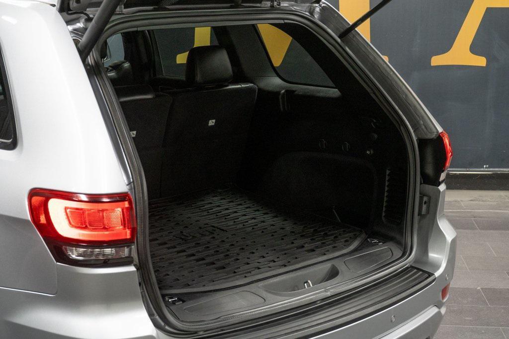 used 2019 Jeep Grand Cherokee car, priced at $20,054