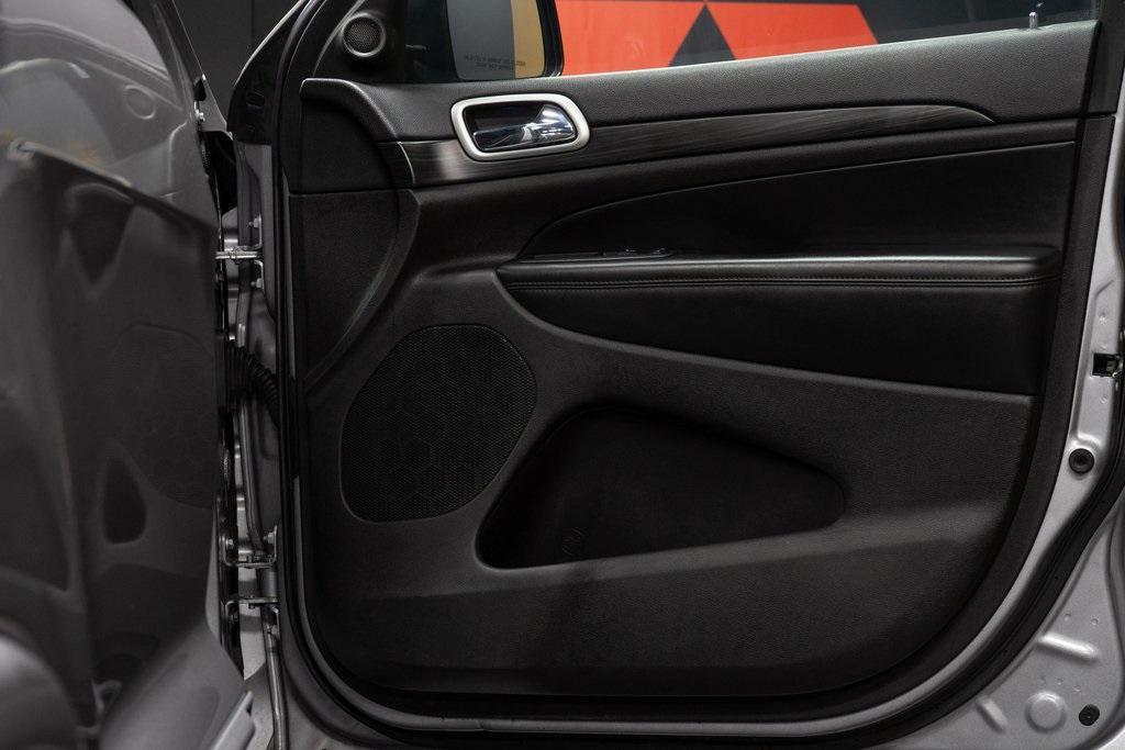 used 2019 Jeep Grand Cherokee car, priced at $20,054