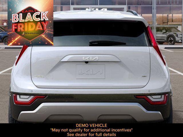 new 2025 Kia Niro car, priced at $36,428