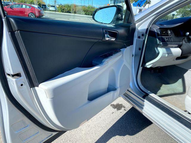 used 2014 Toyota Camry Hybrid car, priced at $3,995