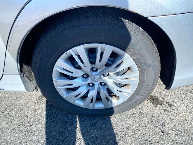 used 2014 Toyota Camry Hybrid car, priced at $3,995