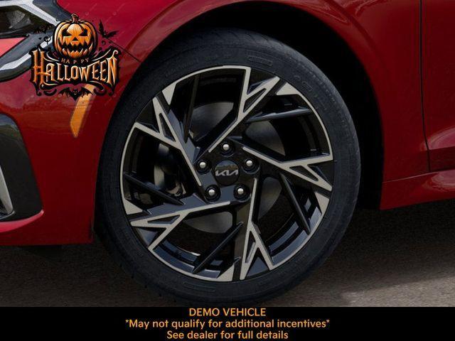 new 2025 Kia K5 car, priced at $30,168