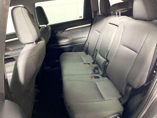 used 2019 Toyota Highlander car, priced at $26,501