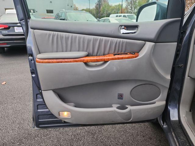 used 2009 Toyota Sienna car, priced at $5,317