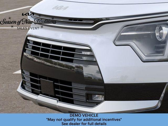 new 2025 Kia Niro car, priced at $32,674