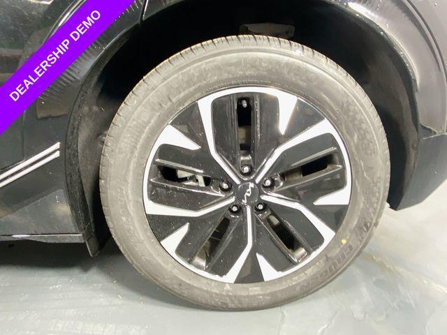 new 2024 Kia EV6 car, priced at $41,495