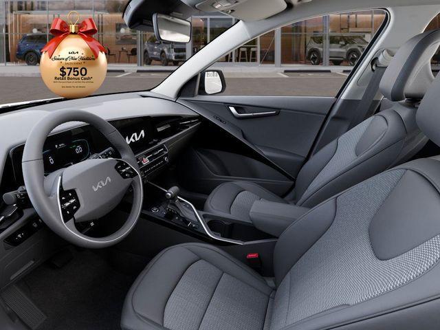 new 2025 Kia Niro car, priced at $30,106