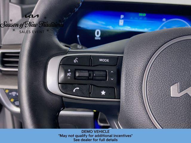 new 2024 Kia Sportage car, priced at $33,883