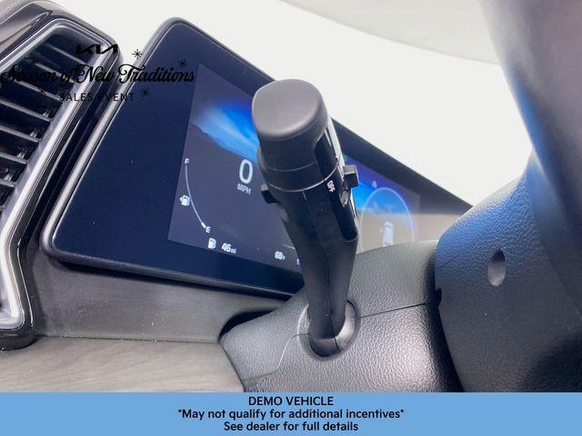 new 2024 Kia Sportage car, priced at $33,883