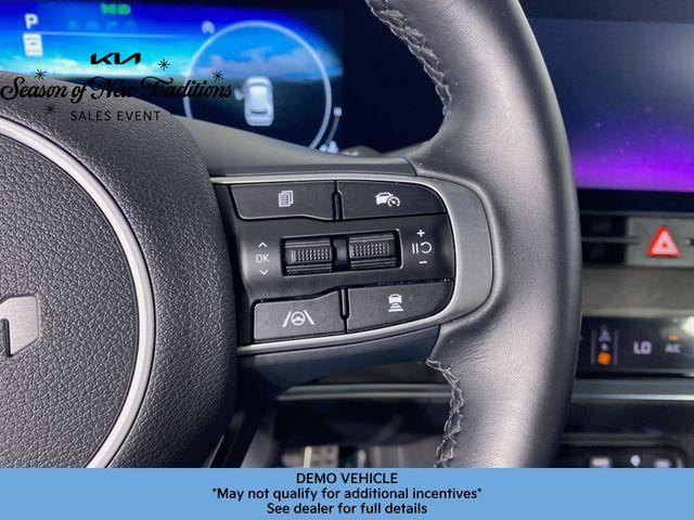 new 2024 Kia Sportage car, priced at $33,883
