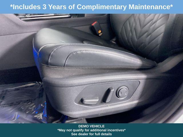 new 2024 Kia Sportage car, priced at $36,135