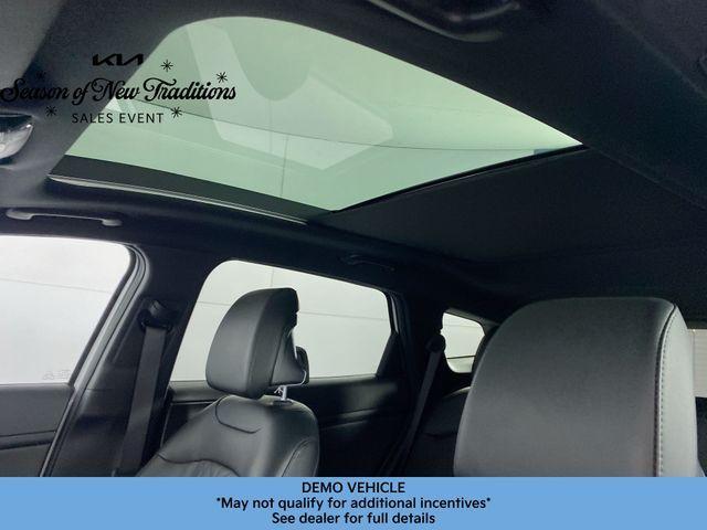 new 2024 Kia Sportage car, priced at $33,883