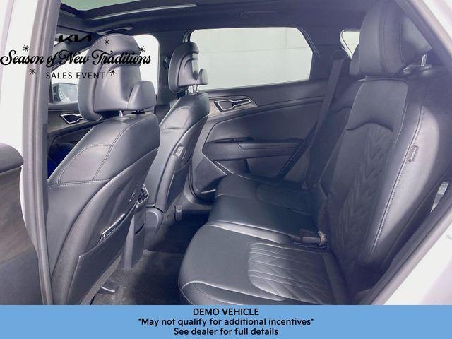 new 2024 Kia Sportage car, priced at $33,883