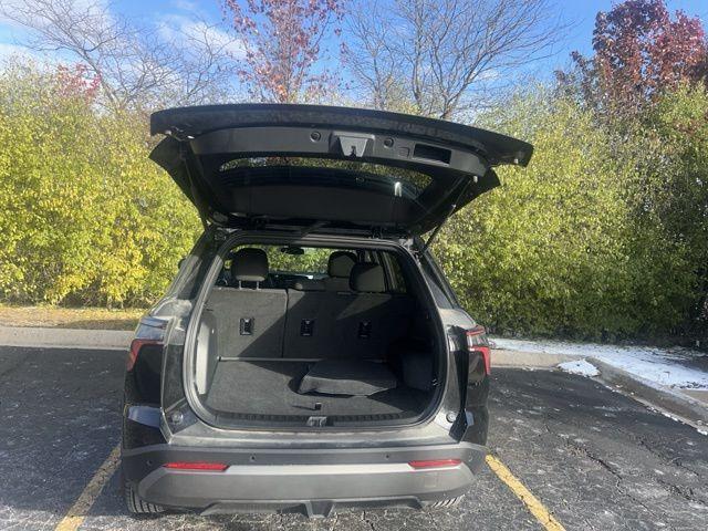 used 2025 Chevrolet Equinox car, priced at $26,566