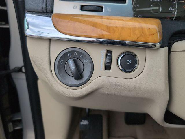 used 2009 Lincoln MKS car, priced at $3,995